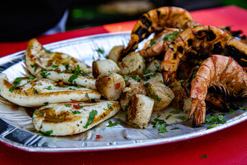 grilled shrimp with lemon and garlic