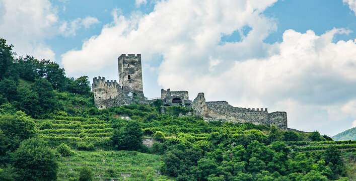 The ruins of the Hinterhaus Castle originate from the 12th century,  It is in the Wachau Valley near Spitz Austria