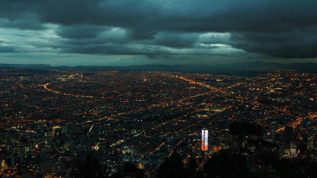 Bogotá colombia  vista desde mirador de noche