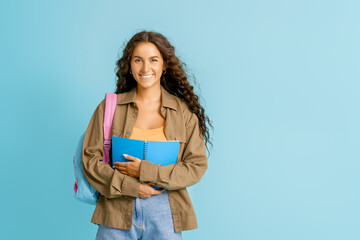 Obraz premium young woman on bright color background