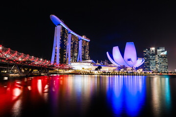 Naklejka premium Singapur bei Nacht