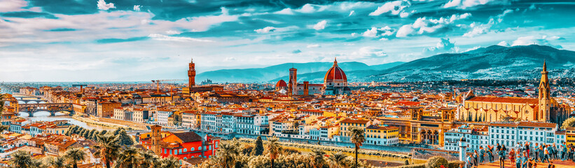 Fototapeta na wymiar FLORENCE, ITALY - MAY 13, 2017 : Beautiful landscape above, panorama on historical view of the Florence from Piazzale Michelangelo point .Italy.
