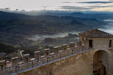 San Marino , mura castello , Panoramo
