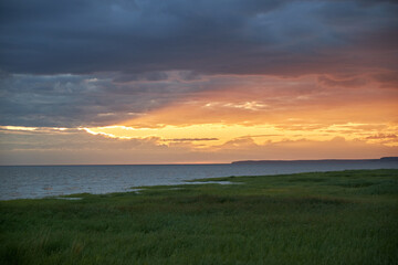 Sunset on the shore of the White Sea.