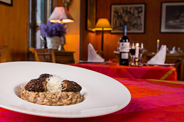 Arroz meloso mesa restaurante. Risotto.