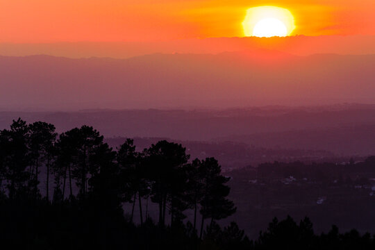 llanuras onduladas de Beira Litoral desde Serra Da Estrela, Beira Alta, Portugal, europa