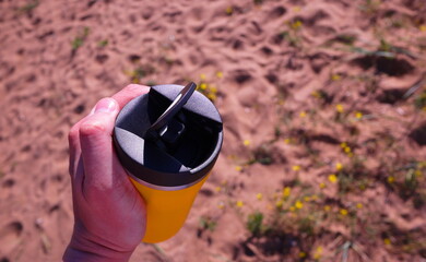 Thermocup for hot and cold drinks