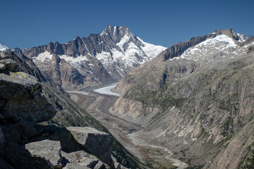 Fototapeta na wymiar Oberaare glacier over grimsel pass on the Swiss alps
