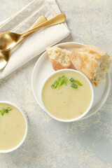 vegetable soup with bread