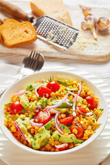 sweet corn salad with avocado and tomatoes