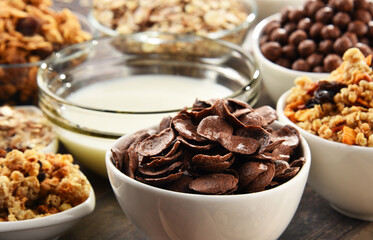 Composition with different sorts of breakfast cereal products