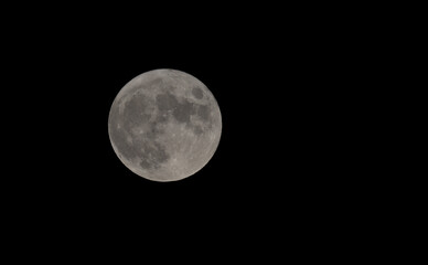 August 2020 fullmoon,  photographed from Crete