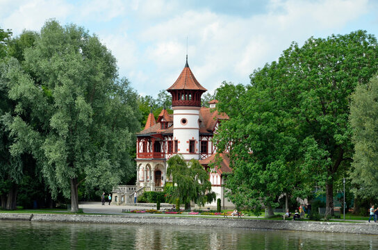 Scheuermann-Schl&ouml;&szlig;schen in Herrsching, Ammersee