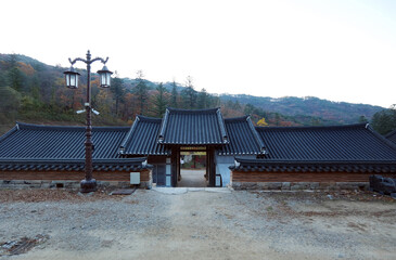Naklejka premium South Korea Daeseungsa Buddhist Temple