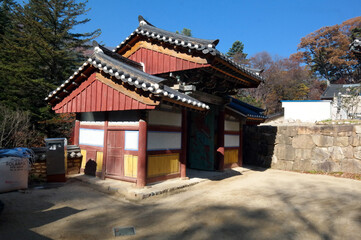 Naklejka premium South Korea Gimyongsa Buddhist Temple
