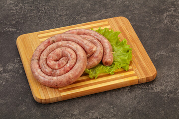Raw sausage ring for grill