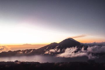 Naklejka na ściany i meble Mount Batur Sunrise