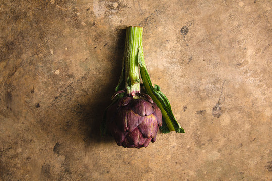 Single artichoke head