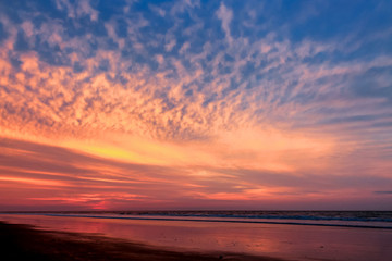 Atardecer en la playa de Tonsupa, Esmeraldas - Ecuador. Sunset at Tonsupa © Daniel