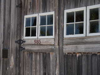Fototapeta na wymiar Barn Door