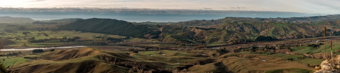 Fototapeta na wymiar Full panoramic landscape of Hawke's Bay countryside from the Te Mata Peak viewpoint