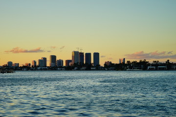 Fototapeta na wymiar Miami downtown skyscrapers at sun set