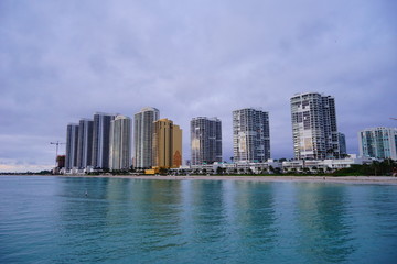Fototapeta na wymiar Miami north beach at sun rise 