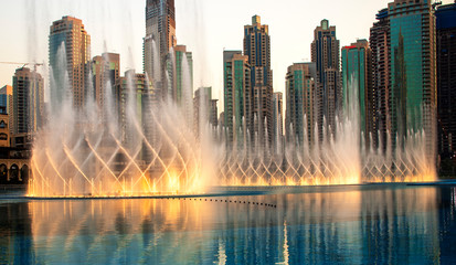 Dancing fountains of the Dubai Mall.
