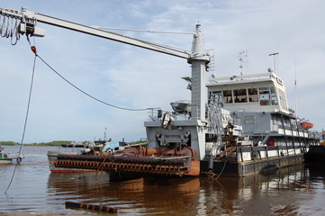 Fototapeta premium ship in the harbor