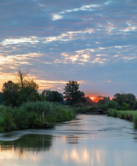 Obraz premium Sonnenaufgang an der Paar in Bayern