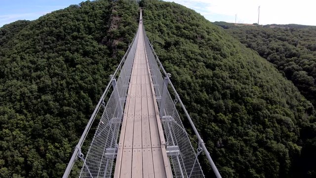 H&auml;ngeseilbr&uuml;cke Geierlay, &Uuml;berquerung