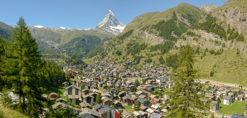 Fototapeta na wymiar View at the town of Zermatt in the Swiss alps
