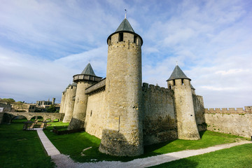 Fototapeta na wymiar ciudadela amurallada de Carcasona , declarada en 1997 Patrimonio de la Humanidad por la Unesco,, region Languedoc-Rosellon, Francia, Europa