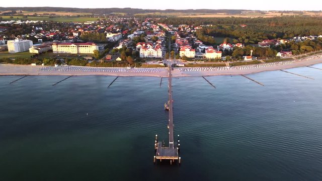 Ostseebad K&uuml;hlungsborn und seine Seebr&uuml;cke, Mecklenburg-Vorpommern, Deutschland