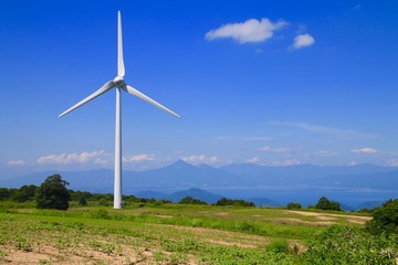 布引風の高原（郡山市・湖南町）