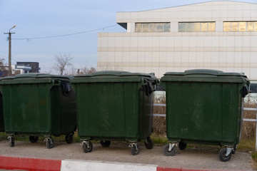Closed waste bins with lid