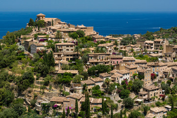 Fototapeta premium Deia, Sierra de Tramuntana, Mallorca, balearic islands, spain, europe