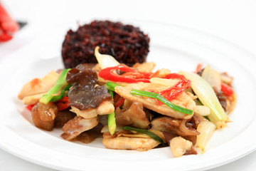 Stir fried chicken, ginger and mixed vegetables