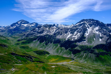 Panorama sul Passo San Bernardino dalla vetta del Piz Uccello, 2.724 m, Alpi dell'Adula, Alpi Lepontine, Svizzera
