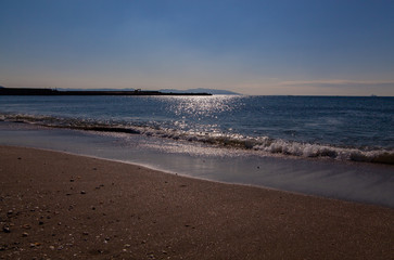 晴れた日の海水浴場