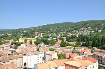 Fototapeta na wymiar la ville de Draguignan