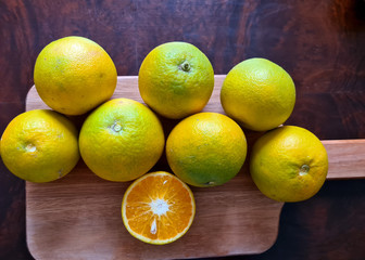 Orange is a delicious fruit rich in vitamin C, very healthy and indispensable in everyday life.