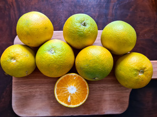 Orange is a delicious fruit rich in vitamin C, very healthy and indispensable in everyday life.