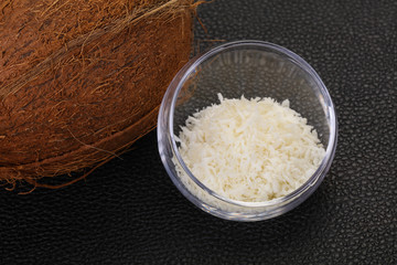 Coconut shredded chip with nut