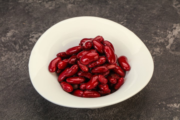 Red baked kidney in the bowl