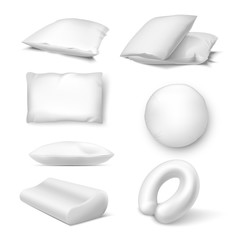 Pillows in white color assortment realistic mockups set. Cushions, bedclothing.