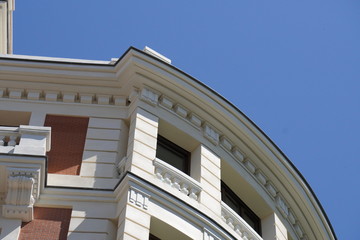 Esquina de un edificio en Madrid