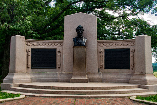 Lincoln Address Memorial In Soldiers' National Cemetery At Gettysburg