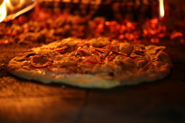 Pizza au four de bois