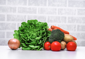 Fresh fruits and vegetables .